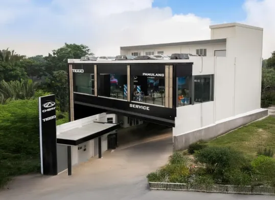 Chery meresmikan dealer baru di Pondok Benda, Pamulang, Kota Tangerang Selatan, yang fasilita spenjualan dealer ke-63 di Indonesia. (Sumber: Dok. CSI)