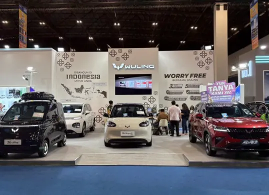 Wuling Motors berkolaborasi dengan Bank Mandiri di Livin’ Fest 2025. (Sumber: Dok. Wuling Motors)