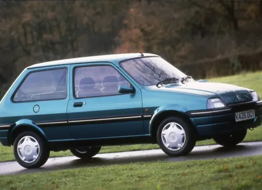 Ilustrasi - Mobil Maleo garapan IPTN (kini PT DI) di bawah BJ Habibie sempat dijanjikan menjadi mobil nasional. (Sumber: Istimewa)