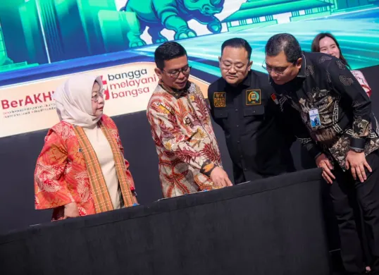 Gubernur Banten, Andra Soni dalam Banten Investment Forum 2025 di Nusantara Hall, ICE BSD, Kabupaten Tangerang, Selasa, 21 Oktober 2025. (Sumber: Dok. Istimewa)