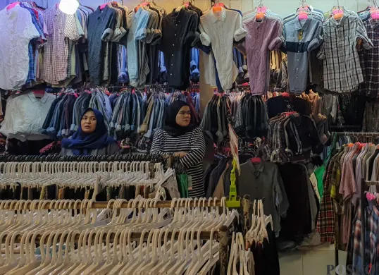 Program mudik ke Jakarta, diskon belanja hingga 80 persen. (Sumber: Poskota/Bilal Nugraha Ginanjar)