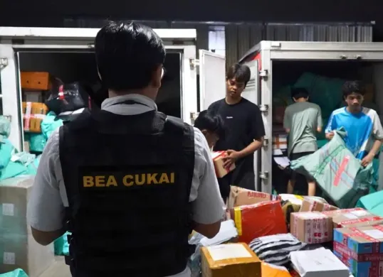 Ilustrasi Bea Cukai. (Sumber: Dok. Ditjen Bea Cukai)