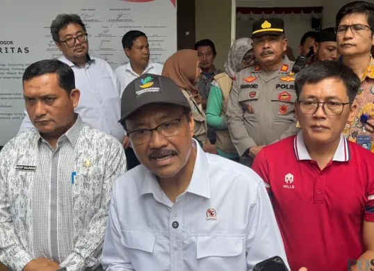 Menteri Sosial sebut Kabupaten Bogor jadi wilayah tertinggi penyalahgunaan bansos untuk judol. (Sumber: Poskota/Giffar Rivana)