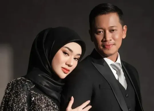 Potret Clara Shinta dan Alexander Assad. (Sumber: Instagram)