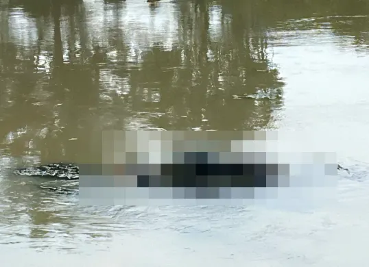 Jasad wanita tanpa identitas ditemukan mengapung di aliran sungai Kalimalang, Desa Sukadanau, Kecamatan Cikarang Barat, Kabupaten Bekasi. (Sumber: Istimewa)