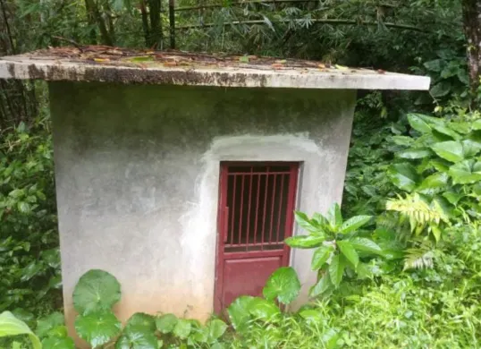 Bangunan sarana irigasi di Desa Padahayu, Kecamatan Cikedal, Kabupaten Pandeglang, terbengkalai. (Sumber: Dok. Warga)