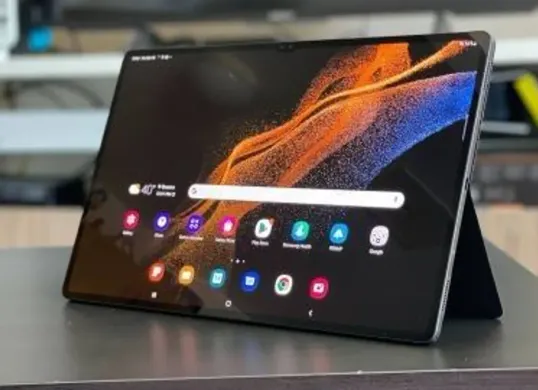 Galaxy Tab S9 Ultra menjadi andalan para desainer interior berkat layar Super AMOLED besar dan S Pen presisi yang menghadirkan pengalaman menggambar layaknya di kanvas profesional. (Sumber: Pinterest)
