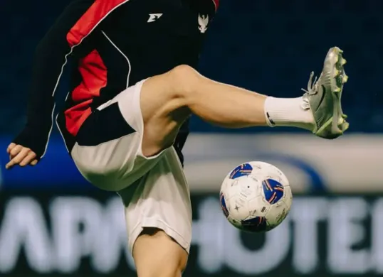 Ilustrasi penyerang Timnas Indonesia yang dirumorkan diincar Persib Bandung. (Sumber: Timnas Indonesia)