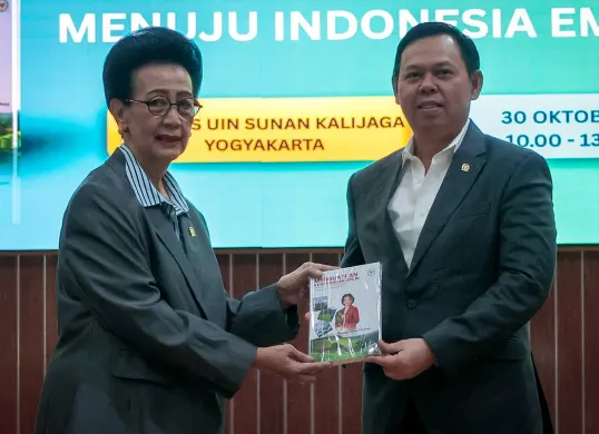 Ketua DPD RI, Sultan B Najamuddin dan Wakil Ketua DPD RI Bidang Otonomi Daerah, Politik, dan Hukum, GKR Hemas. (Sumber: Istimewa)