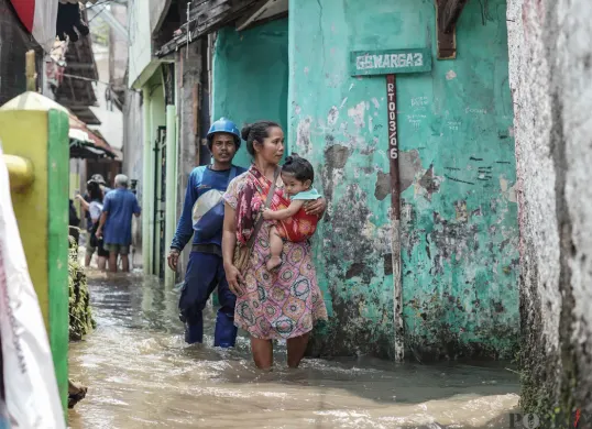 Banjir Masih Genangi Jati Padang Jakarta Selatan