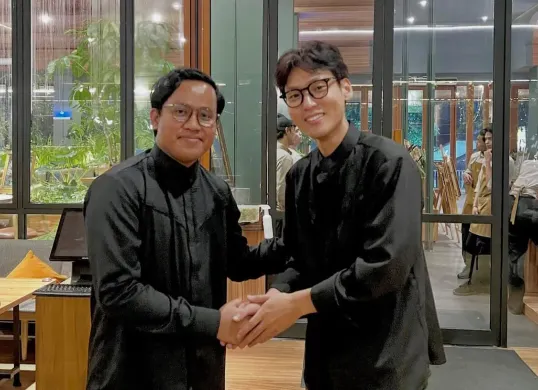 Faruq Bytheway atau Faruq BTW ramai diperbincangkan publik lantaran ucapannya menyinggung influencer Korea Selatan, Na Daehoon. (Sumber: Instagram/@faruq_btw)