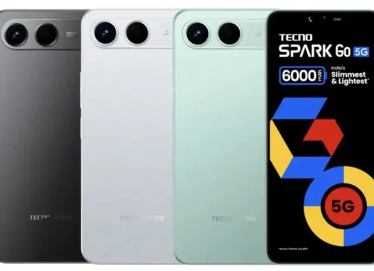 Tecno Spark Go tampil elegan dengan layar 6,6 inci dan baterai jumbo 5000 mAh yang siap menemani aktivitas seharian tanpa khawatir kehabisan daya. (Sumber: Dok/Techno Spark)