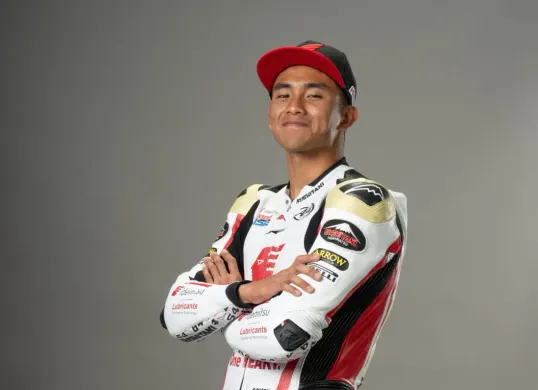 Pebalap muda Indonesia, Veda Ega Pratama resmi berlaga di Moto3 2025. (Sumber: Dok. Honda)