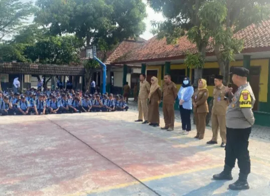 Polres Serang memberikan imbauan kepada pelajar di sekolah. (Sumber: Dok. Polres Serang)