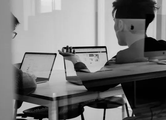 Cara Buat Akun dan Cari Loker Kalibrr (Sumber: Unsplash/charlesdeluvio)