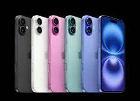 Kamera 48MP dengan algoritma baru menjadikan hasil foto iPhone 17 tajam dan natural, bahkan di kondisi minim cahaya.