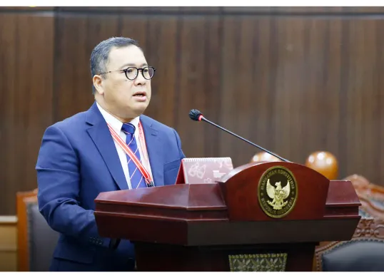 Mantan Staf Khusus Presiden Joko Widodo (Jokowi) bidang ekonomi, Arif Budimanta Sebayang. (Sumber: X/@officialMKRI)