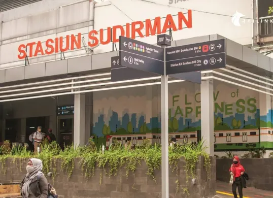 Stasiun Sudirman. (Sumber: Instagram/@kabandararailink)