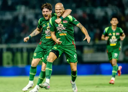 Persebaya Surabaya akan menghadapi Semen Padang dalam lanjutan Super League 2025/2026. (Sumber: Persebaya)