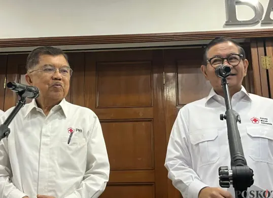 Ketua Umum PMI Jusuf Kalla dan Gubernur Jakarta Pramono Anung di Balai Kota Jakarta, Jakarta Pusat, Rabu, 10 September 2025. (Sumber: Poskota/Muhammad Tegar Jihad)