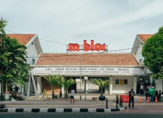 Potret M Bloc Space tempat hits di Jakarta yang mudah dijangkau dengan transportasi umum. (Sumber: Jakarta Tourism)