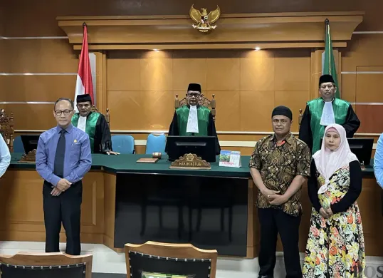 Sidang gugatan pembatalan pernikahan antara WNI dengan WNA Arab Saudi di Kantor PA Jakarta Barat, Kamis, 11 September 2025. (Sumber: POSKOTA | Foto: Pandi Ramedhan)