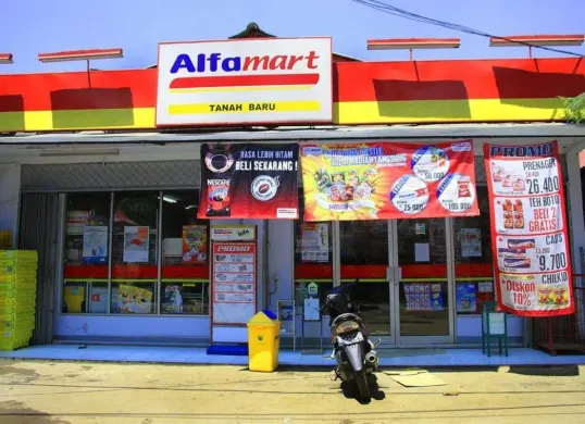 Panduan buka Alfamart sendiri (Sumber: Pinterest/retailnewsasia)