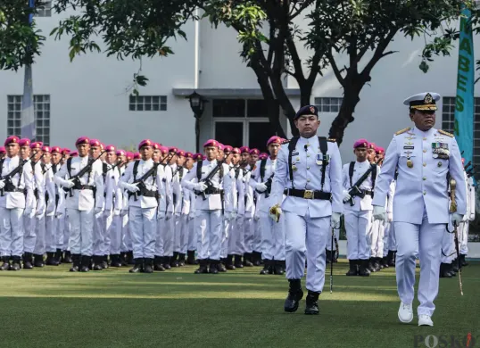 Upacara HUT ke-80 TNI AL