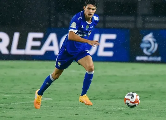 Potret pemain Persib Bandung Federico Barba. (Sumber: Instagram/@persib)
