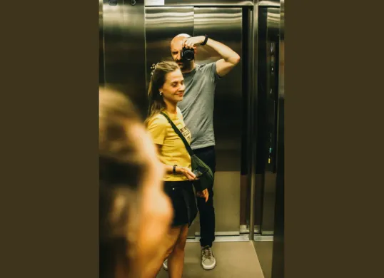 Ilustrasi-Cara Edit Foto di Lift Pakai Gemini AI, Begini Prompt yang Bisa Dipakai (Sumber: Unsplash/Konrad Nowacki)