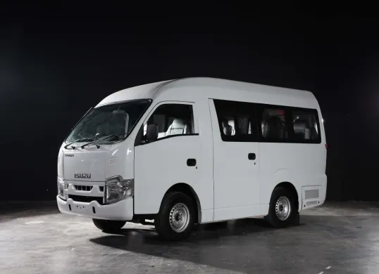 Isuzu Traga Bus mulai dipesan. Hadir sebagai kendaraan penumpang kecil untuk travel, shuttle, dan pariwisata. (Sumber: Dok. Isuzu Indonesia)
