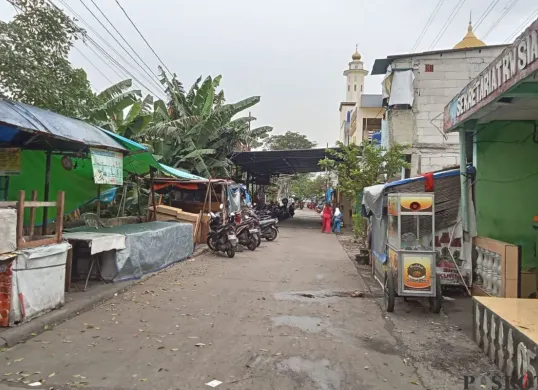 Lokasi bentrokan antardua kelompok remaja itu di RW 05, Kelurahan Jatipulo, Kecamatan Palmerah, Jakarta Barat, Jumat, 19 September 2025. (Sumber: Poskota/Pandi Ramedhan)