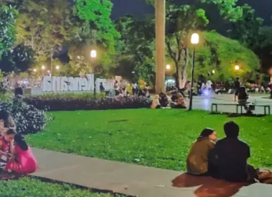 Ilustrasi menikmati suasana malam di Bogor. (Sumber: Skycitytrans)
