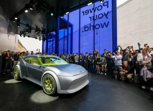 Concept THREE, mobil listrik compact terbaru Hyundai debut di IAA Mobility 2025. (Sumber: Hyundai)