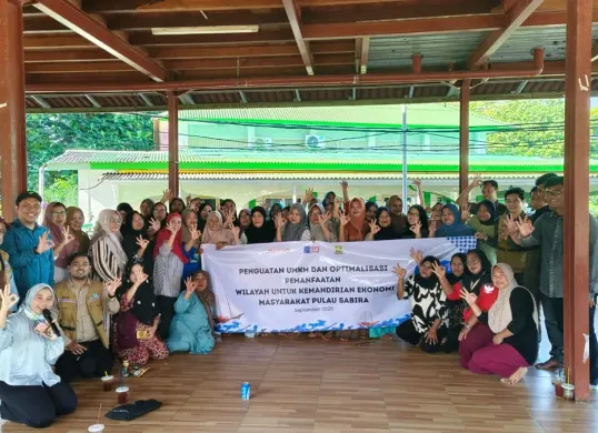 Warga Pulau Sebira, Kepulauan Seribu menyambut positif dukungan bagi pemberdayaan ekonomi masyarakat dan perbaikan fasilitas umum di wilayah mereka. (Sumber: Istimewa)