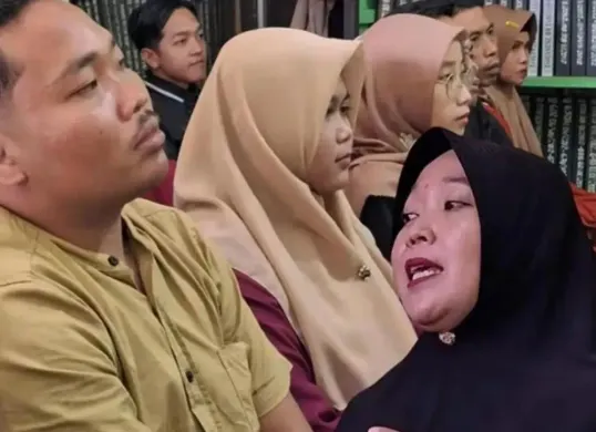 Istilah Tepuk Sakinah mendadak viral di TikTok dan menarik perhatian banyak pengguna. (Sumber: TikTok/@kuawongsorejo)
