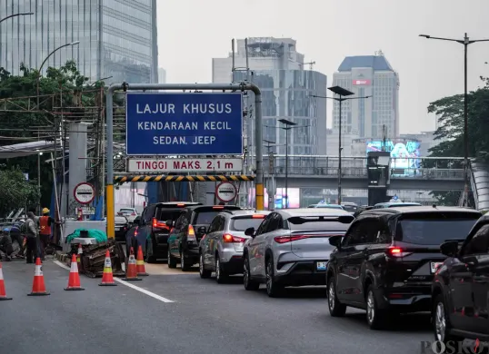 8 Ruas jalan di Jakarta bakal ditutup hari ini dan besok, cek informasinya. (Sumber: Poskota/Bilal Nugraha Ginanjar)