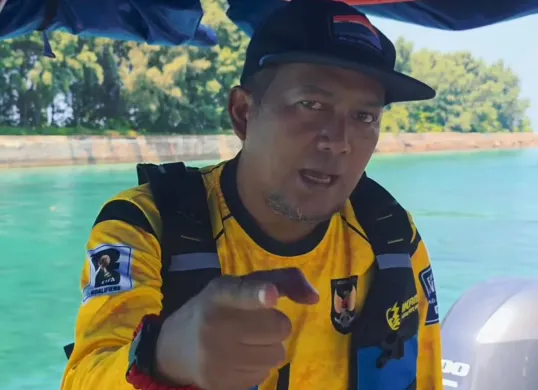 Ayah kandung Heffy, Defi Rahadi, yang merupakan CEO IKAME Group (Sumber: Instagram/@defirahadi)