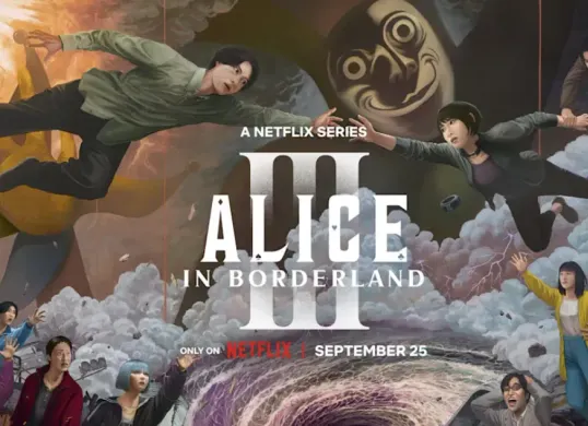 Kento Yamazaki dan Tao Tsuchiya kembali memerankan Arisu dan Usagi dalam Alice in Borderland Season 3 yang tayang 25 September 2025 di Netflix. (Sumber: Dok/Netflix)