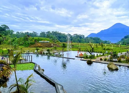 Liburan di Sumbergempong (Sumber: Sumber Gempong)