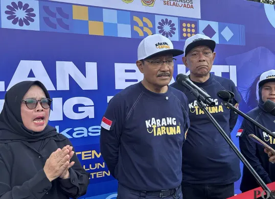 Mensos, Gus Ipul dukung pendiri Karang Taruna Nasional, H Ghazali dijadikan pahlawan nasional. (Sumber: POSKOTA | Foto: Giffar Rivana)