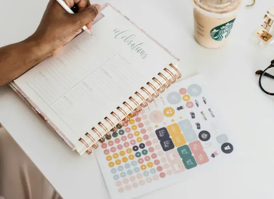 Cara Buat Jadwal Pelajaran di ChatGPT (Sumber: Unsplash/Alexa Williams)
