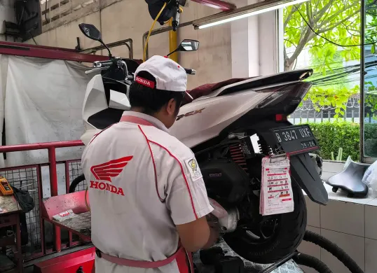 Ilustrasi 5 pengecekan motor agar tetap prima setelah melakukan perjalanan jauh (Sumber: PT Wahana Makmur Sejati)
