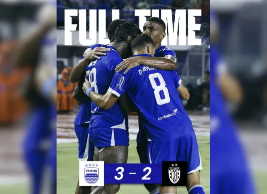 Selebrasi pemain Persib Bandung usai mencetak gol kemenangan dalam laga sengit kontra Bali United di Stadion Gelora Bandung Lautan Api. (Sumber: Dok/Persib)