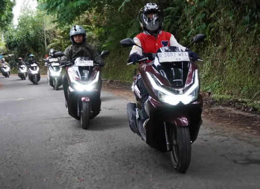 Ilustrasi Ban menjadi salah satu komponen penting pada sepeda motor (Sumber: PT WMS)