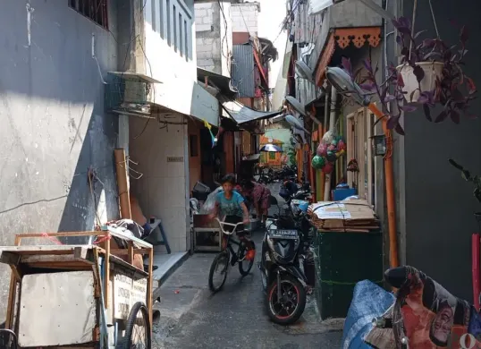 Kawasan padat penduduk di Johar Baru, Jakarta Pusat, Selasa, 14 April 2026. (Sumber: Poskota/M Tegar Jihad)