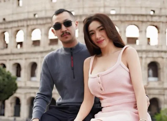 Angel Karamoy dan Gusti Ega Putrawan diisukan balikan. (Sumber: Instagram/@realanglekaramoy)