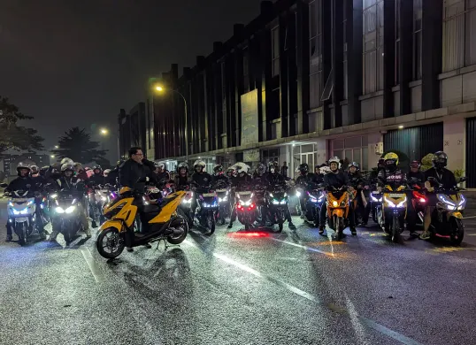 Keseruan Vario125 Night Ride Vol. 2 yang digelar pada Sabtu, 11 April 2026. (Sumber: PT Wahana Makmur Sejati)