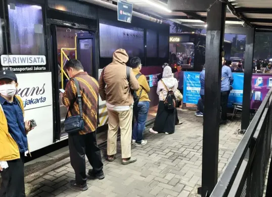 Transjakarta perbaiki layanan sistem booking seat Royaltrans. (Sumber: Dok. Transjakarta)