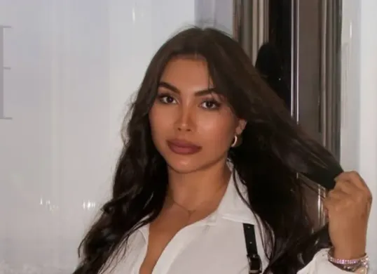 Profil Yulia Baltschun yang viral bagikan unggahan pernyataan selingkuh sang suami. (Sumber: Instagram/@yuliabaltschun)